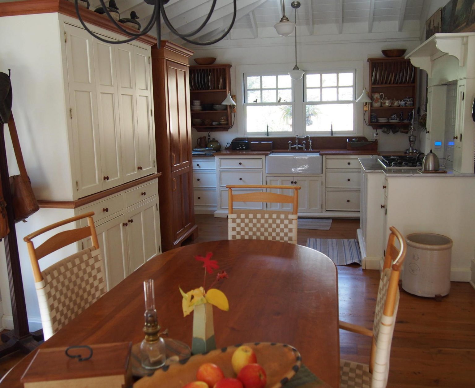 Shaker Cottage from a Fairy Tale YesterTec Kitchen Works