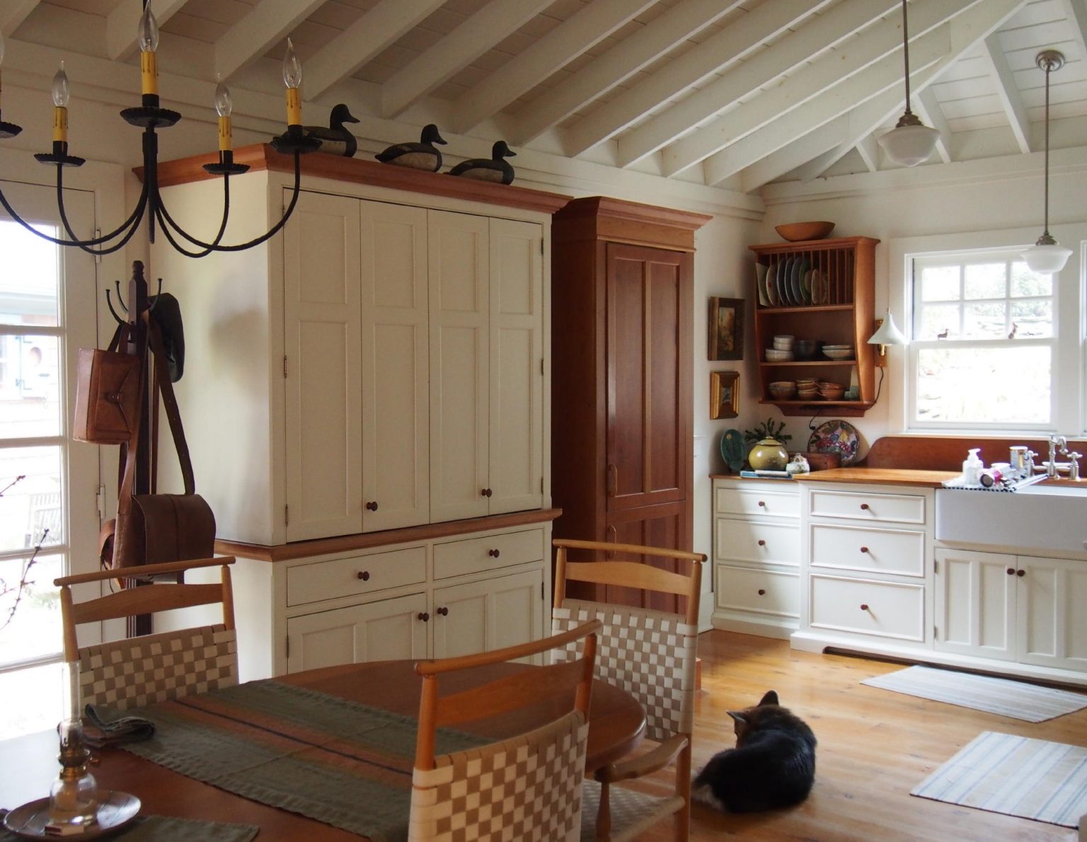 Shaker Cottage from a Fairy Tale YesterTec Kitchen Works